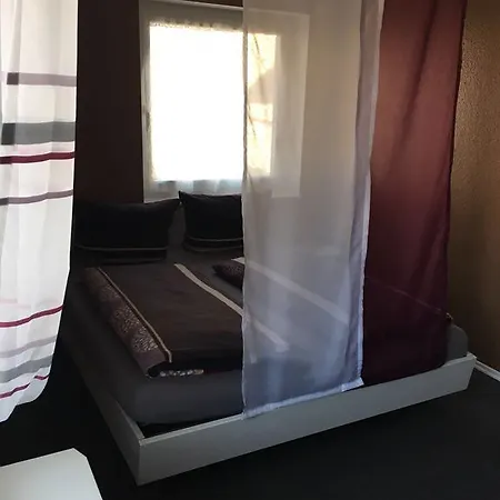 Lassle Privatunterkunft